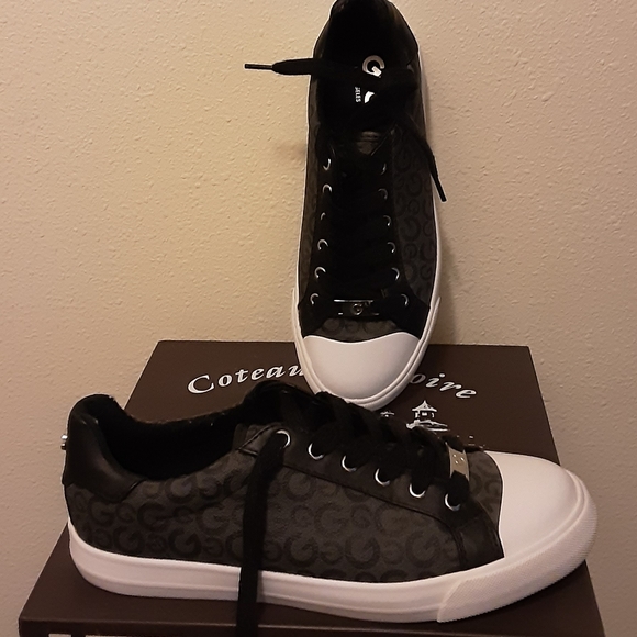 Guess Shoes Size 8 Canvas Monogram Sneakers NWOT - Picture 6 of 16